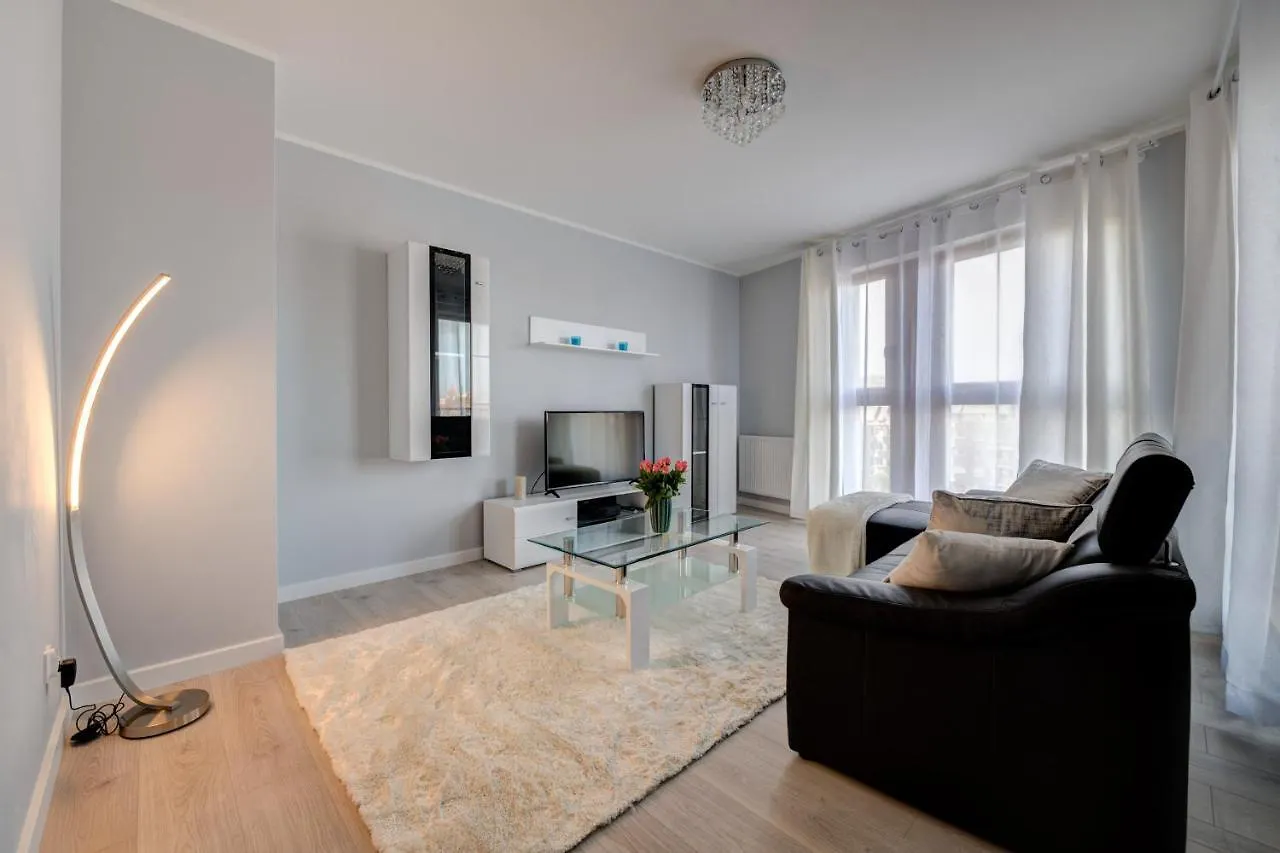 Live & Travel Apartments - Waterlane Island Gdansk